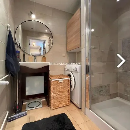 Lägenhet Bialy Lotos Kraków