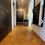 Przestronny Bialy Lotos Z Prywatnym Ogrodem